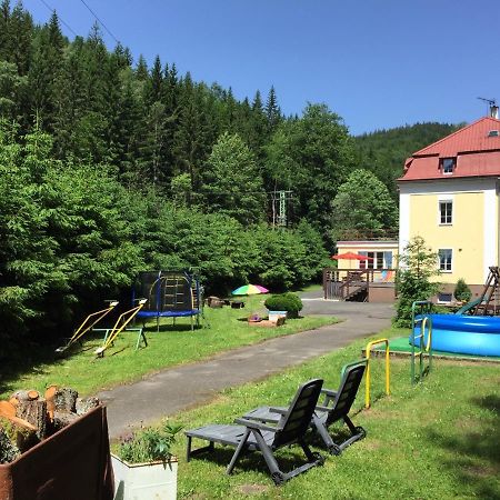 Horska Chata Pod Lanovkou Jáchymov Kültér fotó