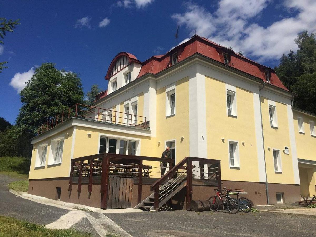 Horska Chata Pod Lanovkou Jáchymov Kültér fotó